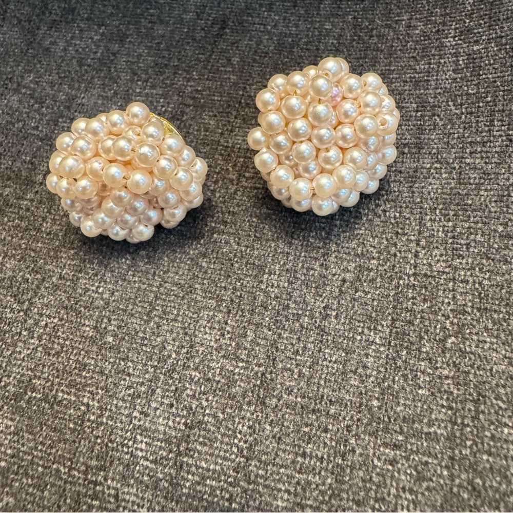 Vintage Elegant Seed Bead Pearl Cluster Pierced Earrings
